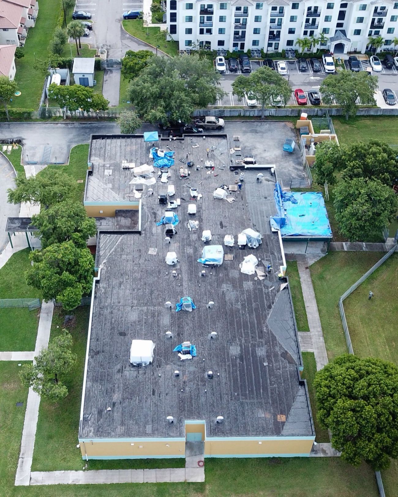 Flat commercial roof in Miami