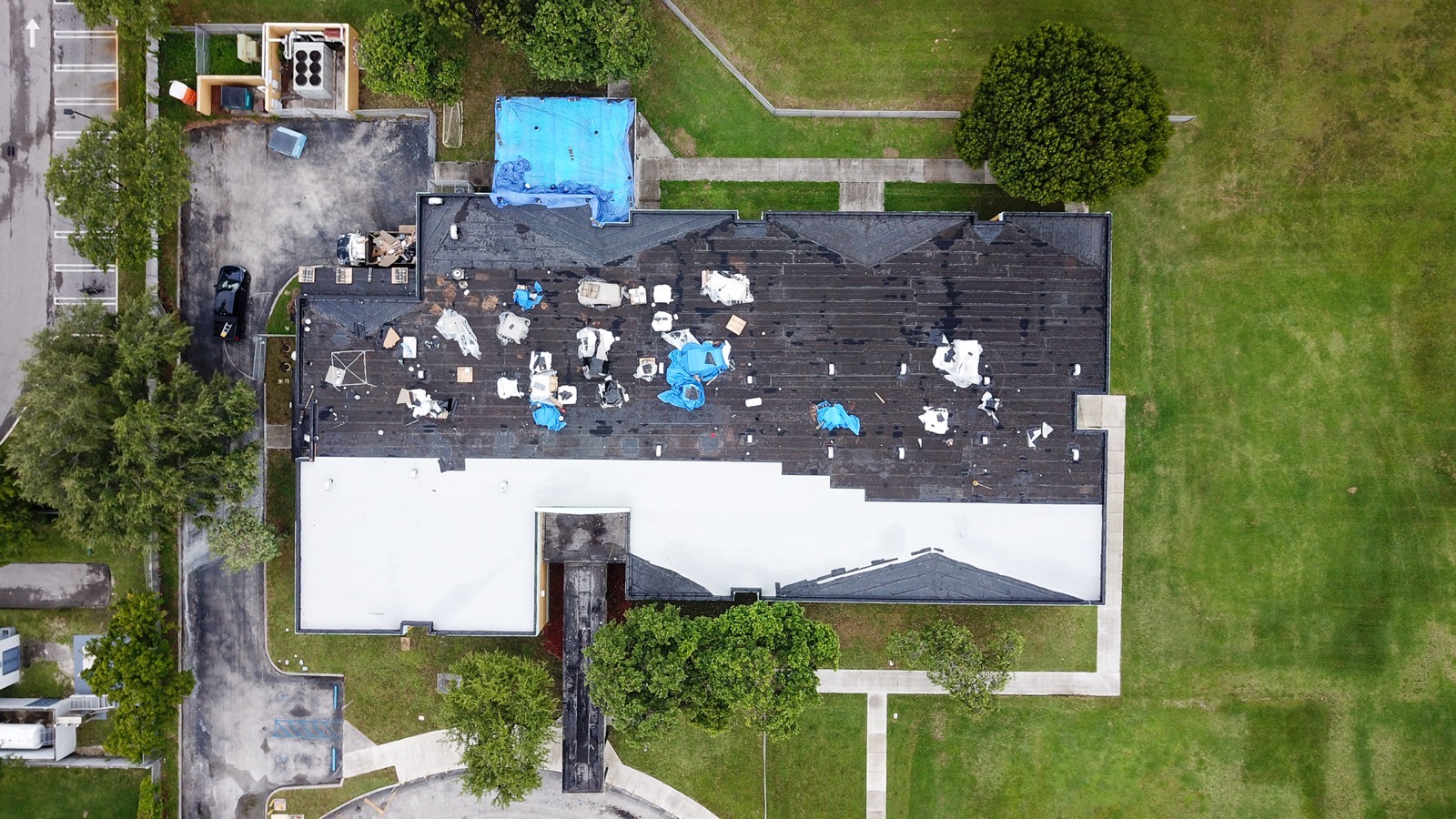 TPO flat roof on a Miami commercial building