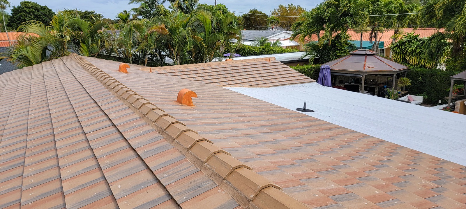 Asphalt shingle roof installed by Caston Roofing